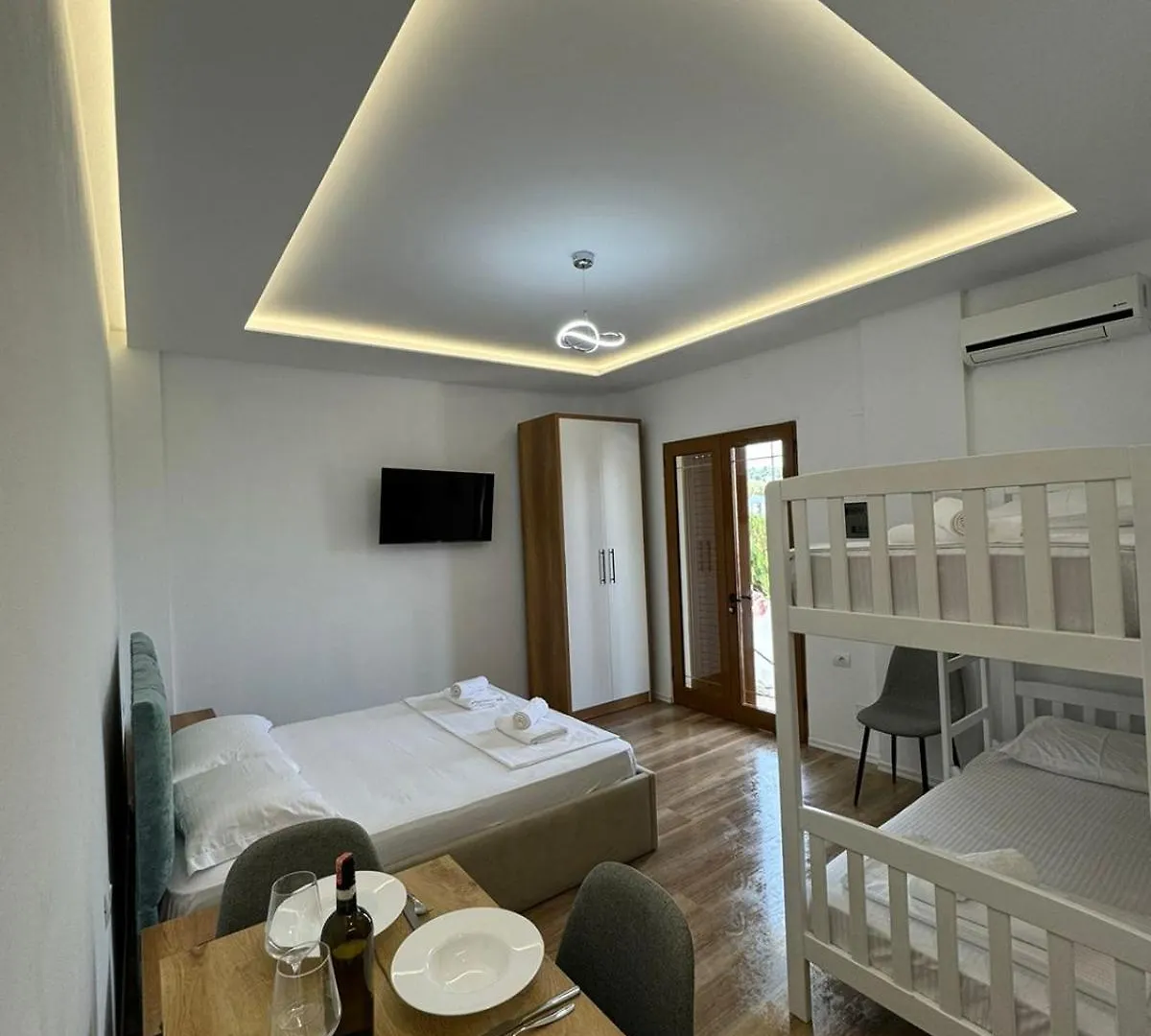 Vila Golden Sand Ksamil